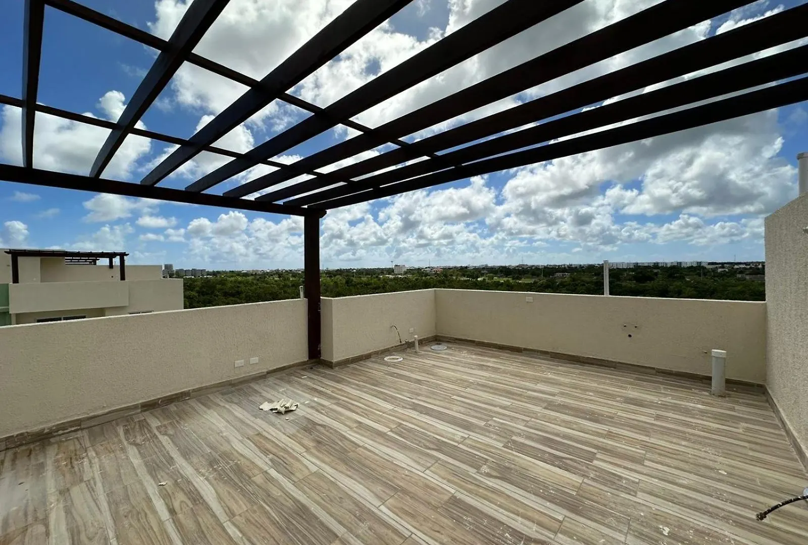 Crisffer Punta Cana contacts